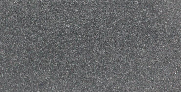 中灰色羊绒大衣